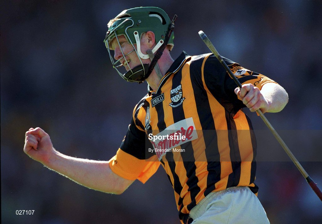 11 July 1999; Henry Shefflin of Kilkenny during the Guinness Leinster Senior Hurling Championship Final match between Kilkenny and Offaly at Croke Park in Dublin. Photo by Brendan Moran/Sportsfile