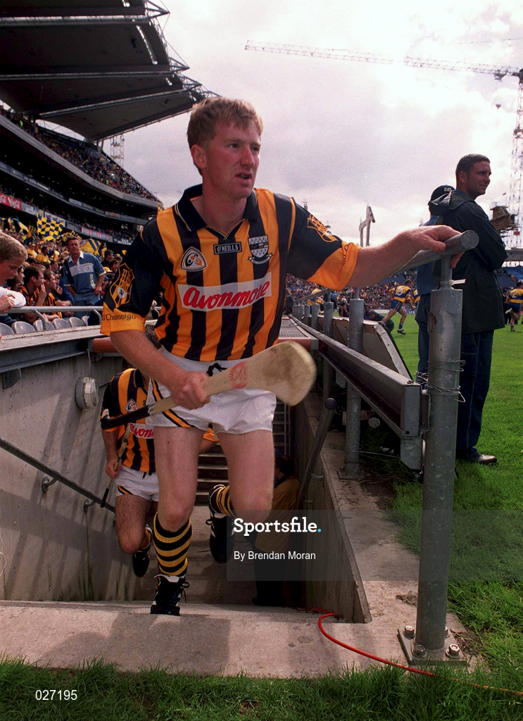 15 August 1999; John Power of Kilkenny ahead of the Guinness All-Ireland Senior Hurling Championship Semi-Final match between Kilkenny and Clare at Croke Park in Dublin. Photo by Brendan Moran/Sportsfile