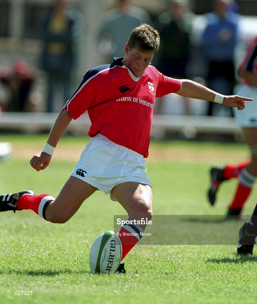 14 August 1999; Ronan O'Gara of Munster during the Guinness Interprovincial Championship match between Connacht and Munster at the Sportsgrounds in Galway. Photo by Brendan Moran/Sportsfile