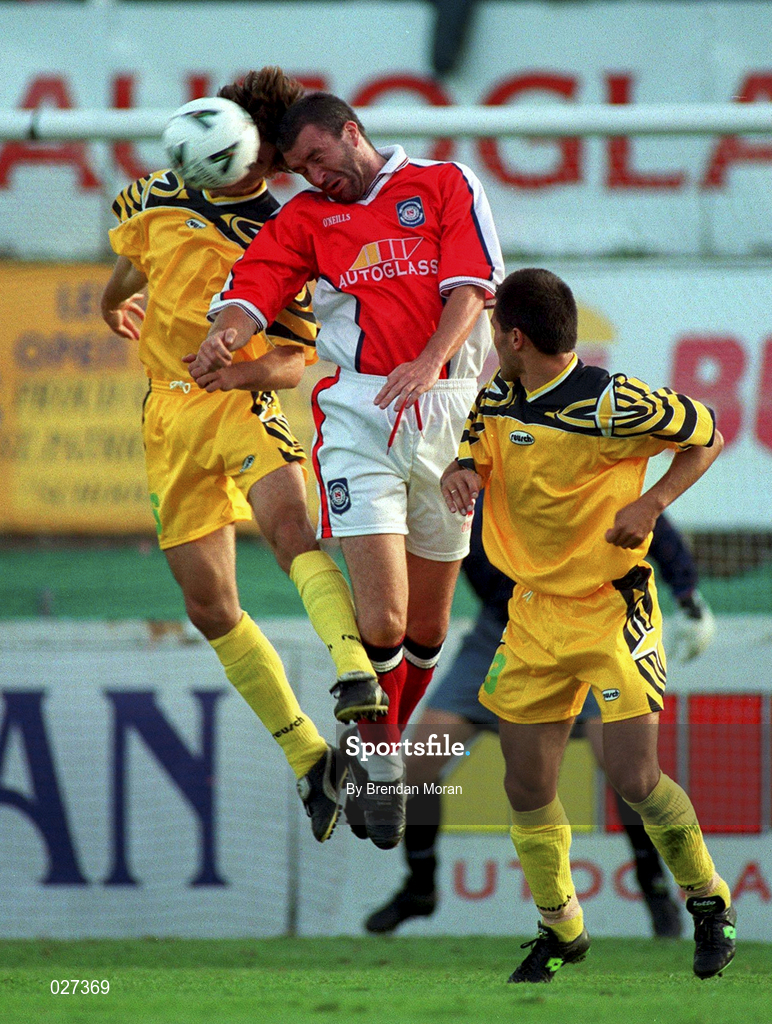 14 July 1999; Ian Gilzean of St Patricks Athletic in action against Valeriu Catinsus, left, and Kostyantyn Kulyk, FSC Zimbru during the UEFA Champions League Qualifying match between St Patricks Athletic and FSC Zimbru at Richmond Park in Dublin. Photo by Brendan Moran/Sportsfile