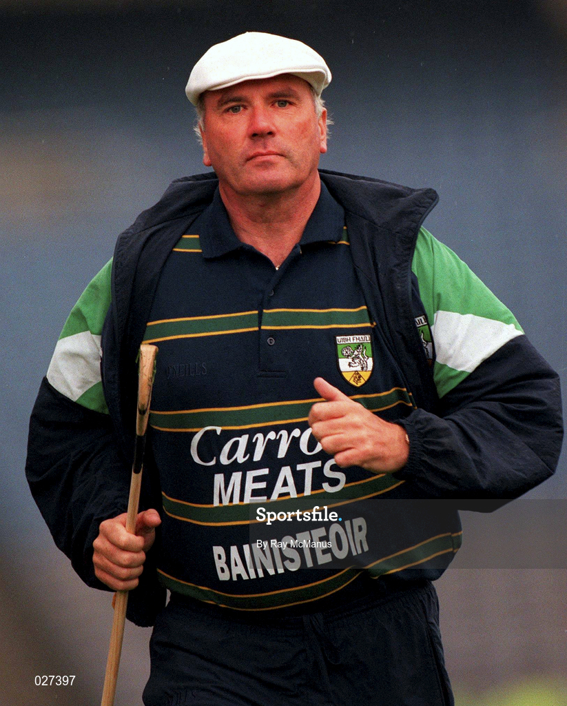 8 August 1999; Offaly manager Michael Bond during the Guinness All-Ireland Hurling Senior Championship Semi-Final match between Cork and Offaly at Croke Park in Dublin. Photo by Ray McManus/Sportsfile