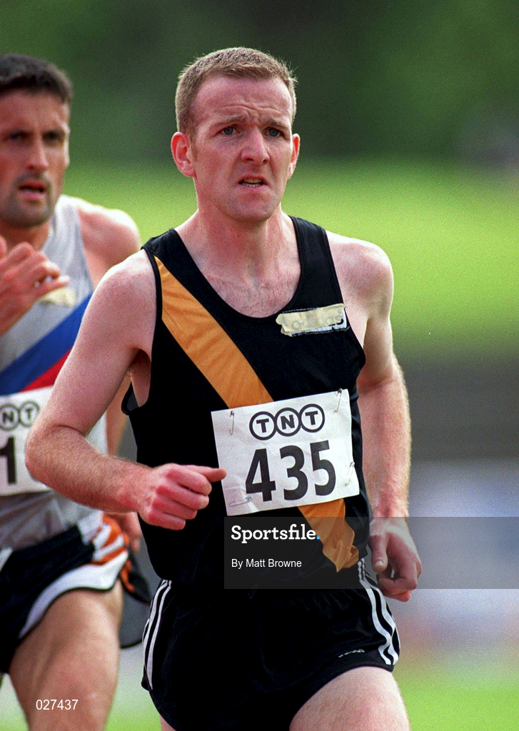 25 July 1999; Noel Cullen competing in the men's 10,000m race during the TNT Irish National Senior Track & Field Championships - Day 2 at Morton Stadium in Santry, Dublin. Photo by Matt Browne/Sportsfile