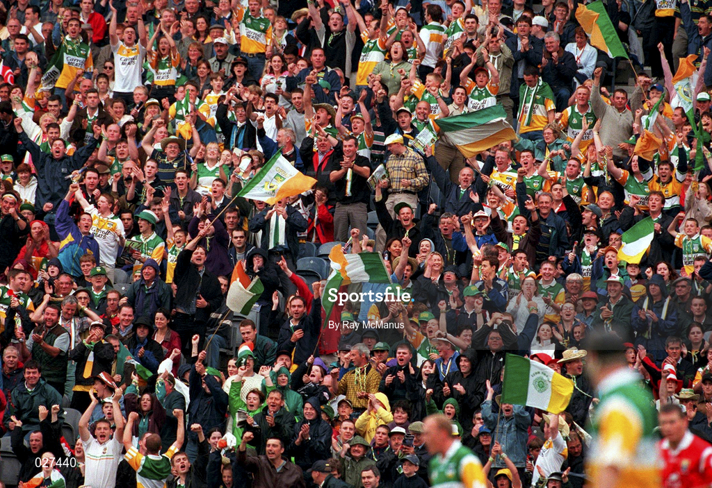 8 August 1999; Offaly supporters celebrate their side scoring a point during the Guinness All-Ireland Hurling Senior Championship Semi-Final match between Cork and Offaly at Croke Park in Dublin. Photo by Ray McManus/Sportsfile