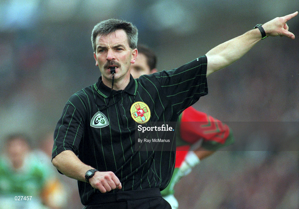 9 April 1995; Referee Paddy Russell during the Church & General National Hurling League Quarter Final match between Offaly and Cork at Semple Stadium in Thurles, Tipperary. Photo by Ray McManus/Sportsfile