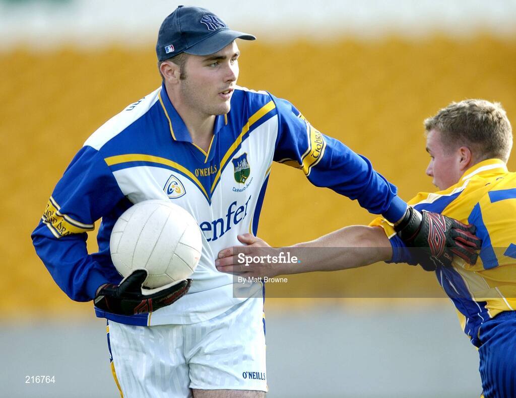 29 July 2006; Matthew O'Donnell, Tipperary, in action against Paul Garvey, Roscommon. ESB All-Ireland Minor Football Championship Quarter-Final, Roscommon v Tipperary, O'Connor Park, Tullamore, Co. Offaly. Picture credit; Matt Browne / SPORTSFILE