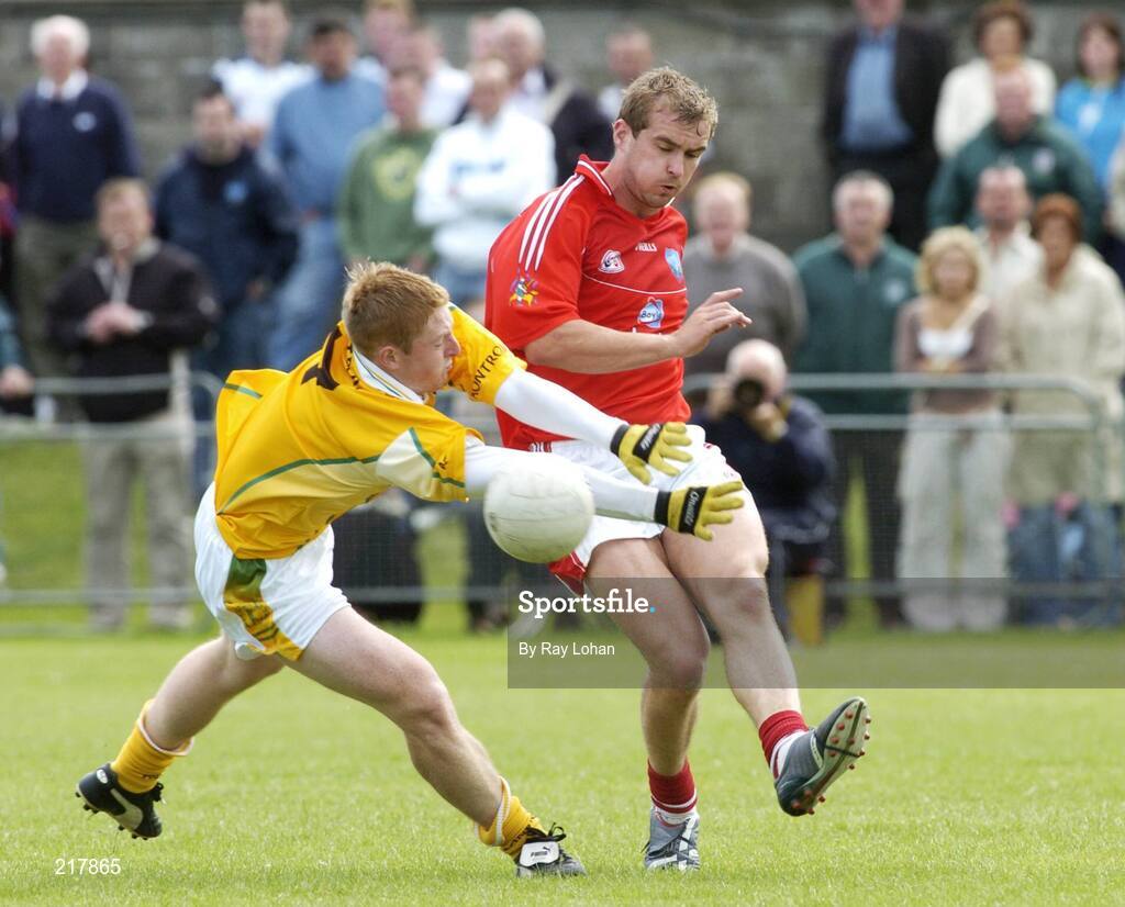 12 August 2006; Paddy Keenan, Louth, in action against Adrian McKeefrey, Antrim. Tommy Murphy Cup, Semi-Final, Louth v Antrim, St. Brigid's Park, Dowdallshill, Dundalk, Co. Louth. Picture credit; Ray Lohan / SPORTSFILE
