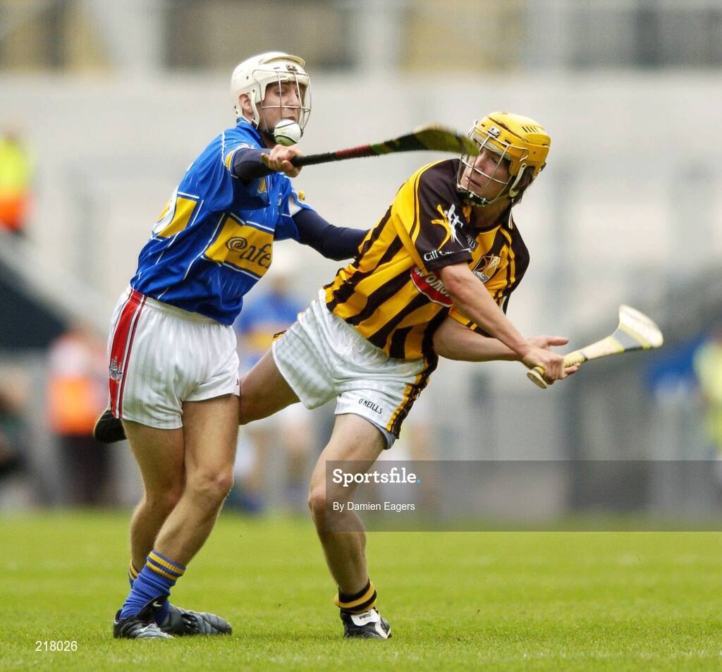 13 August 2006; John Mulhall, Kilkenny, in action against Niall Bergin,Tipperary. All-Ireland Minor Hurling Championship, Semi-Final, Kilkenny v Tipperary, Croke Park, Dublin. Picture credit; Damien Eagers / SPORTSFILE