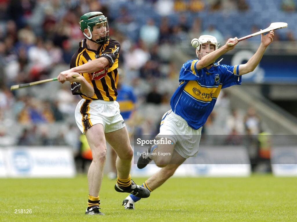 13 August 2006; Paul Murphy, Kilkenny, in action against Gearoid Ryan, Tipperary. All-Ireland Minor Hurling Championship, Semi-Final, Kilkenny v Tipperary, Croke Park, Dublin. Picture credit; Matt Browne / SPORTSFILE