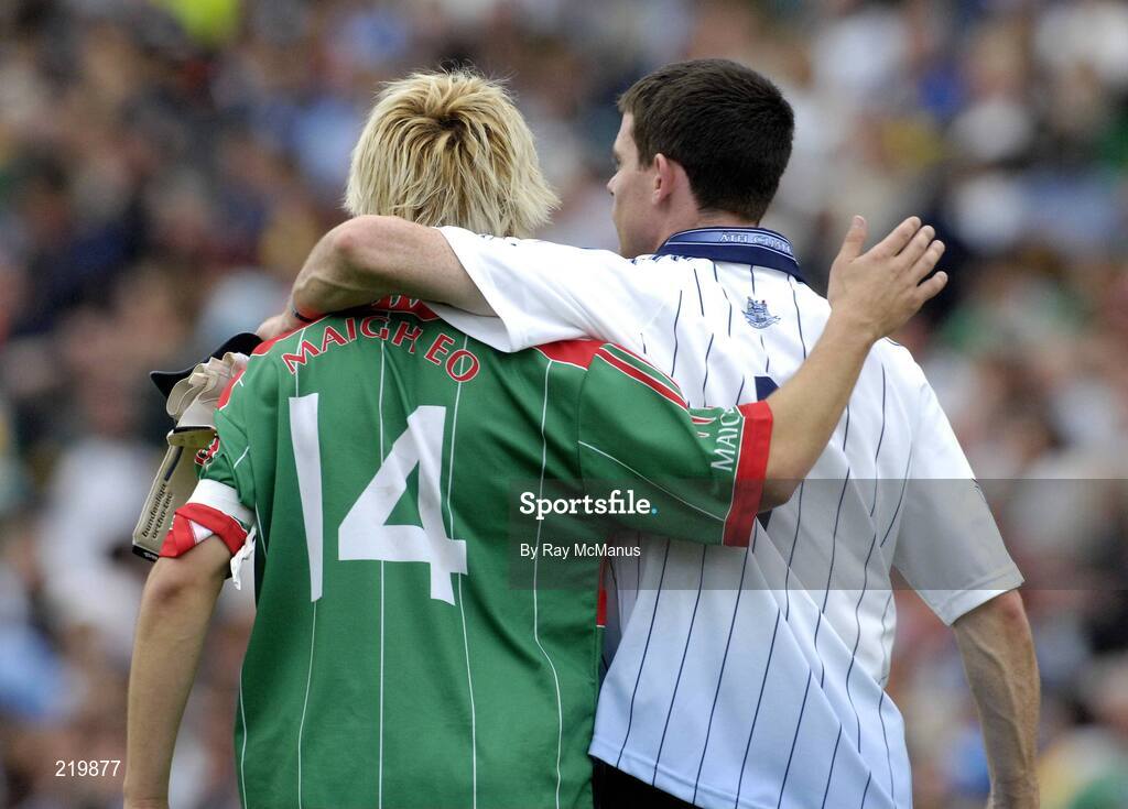 27 August 2006; DCU clubmates Stephen Cluxton, Dublin, and Conor Mortimer, Mayo, at the end of the game. Bank of Ireland All-Ireland Senior Football Championship Semi-Final, Dublin v Mayo, Croke Park, Dublin. Picture credit; Ray McManus / SPORTSFILE