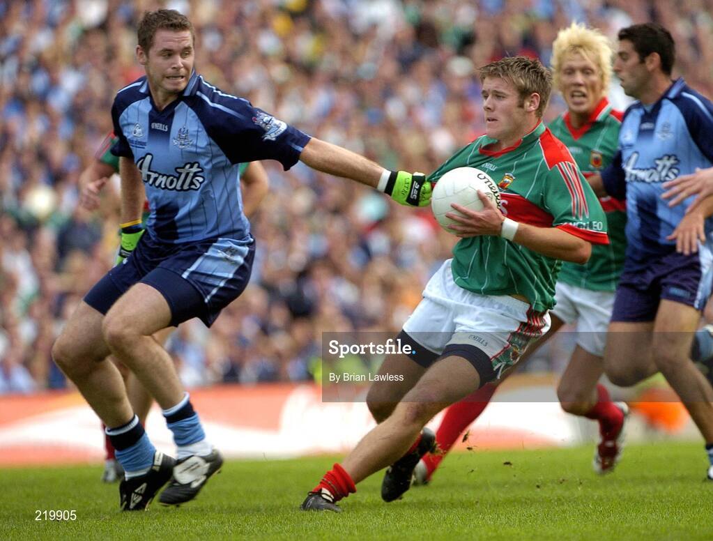 27 August 2006; Aiden Kilcoyne, Mayo, in action against Darren Magee, Dublin. Bank of Ireland All-Ireland Senior Football Championship Semi-Final, Dublin v Mayo, Croke Park, Dublin. Picture credit; Brian Lawless / SPORTSFILE