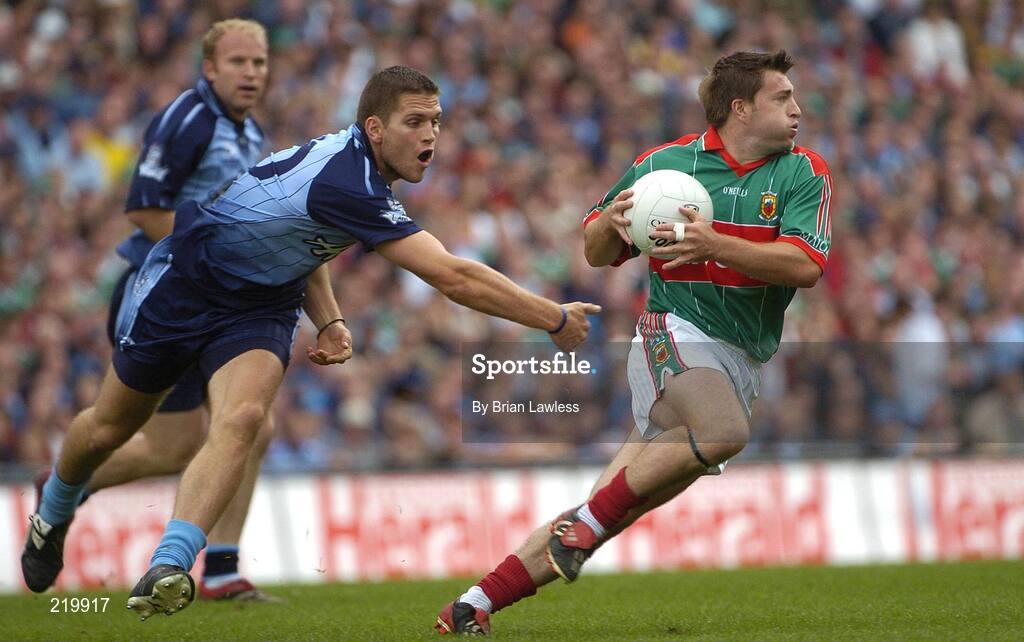 27 August 2006; Dermot Geraghty, Mayo, in action against Conal Keaney, Dublin. Bank of Ireland All-Ireland Senior Football Championship Semi-Final, Dublin v Mayo, Croke Park, Dublin. Picture credit; Brian Lawless / SPORTSFILE