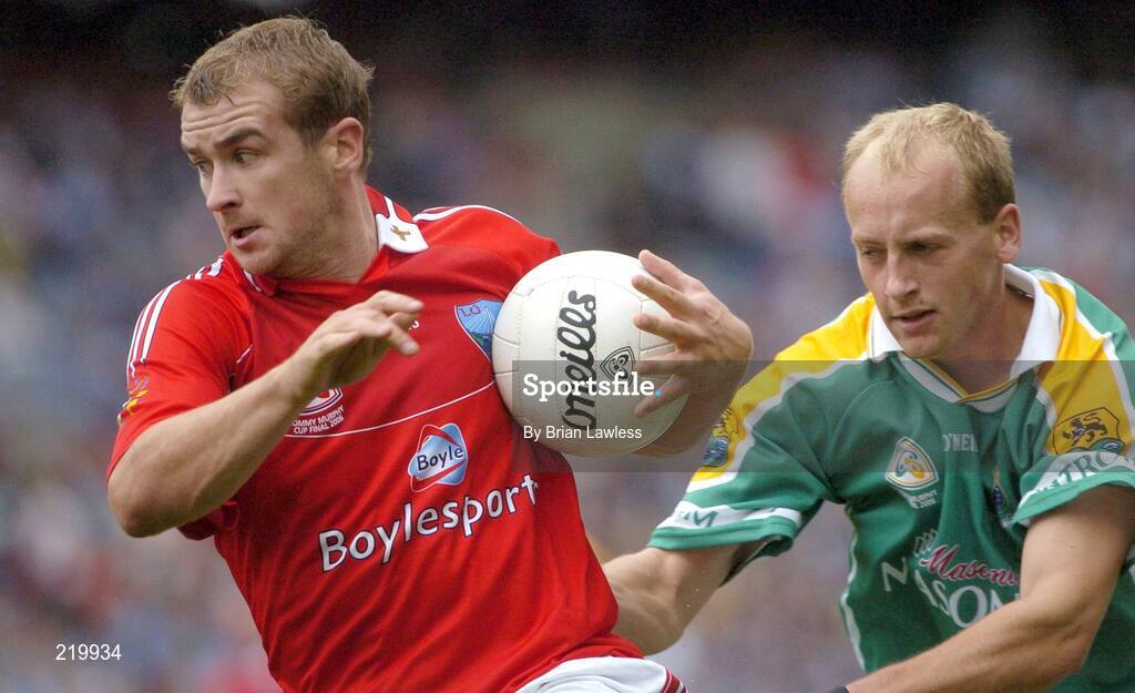 27 August 2006; Paddy Keenan, Louth, in action against Francis Holohan, Leitrim. Tommy Murphy Cup Final, Louth v Leitrim, Croke Park, Dublin. Picture credit; Brian Lawless / SPORTSFILE