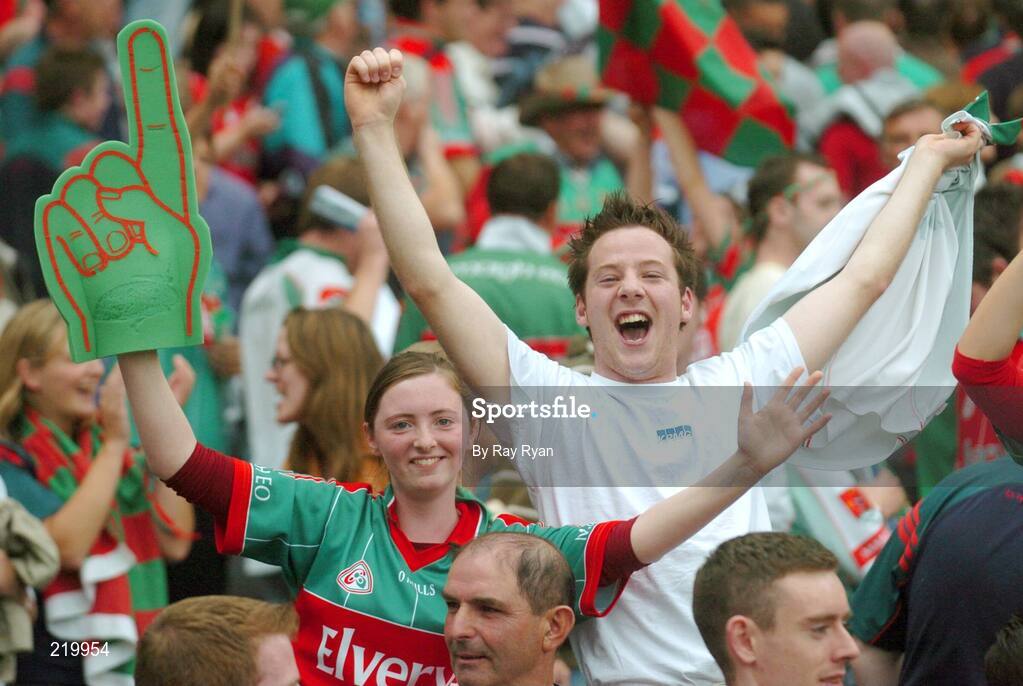 27 August 2006; Mayo fans celebrate at the final whistle. Bank of Ireland All-Ireland Senior Football Championship Semi-Final, Dublin v Mayo, Croke Park, Dublin. Picture credit; Ray Ryan / SPORTSFILE