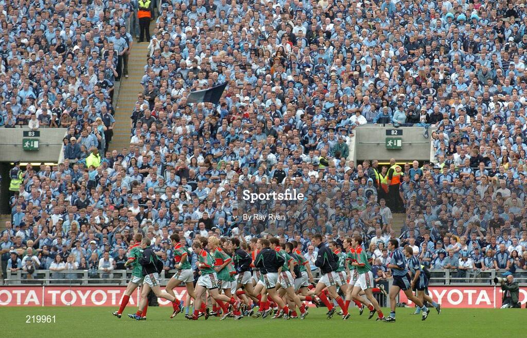 27 August 2006; The Mayo team warm-up in front of Hill 16 before the game. Bank of Ireland All-Ireland Senior Football Championship Semi-Final, Dublin v Mayo, Croke Park, Dublin. Picture credit; Ray Ryan / SPORTSFILE