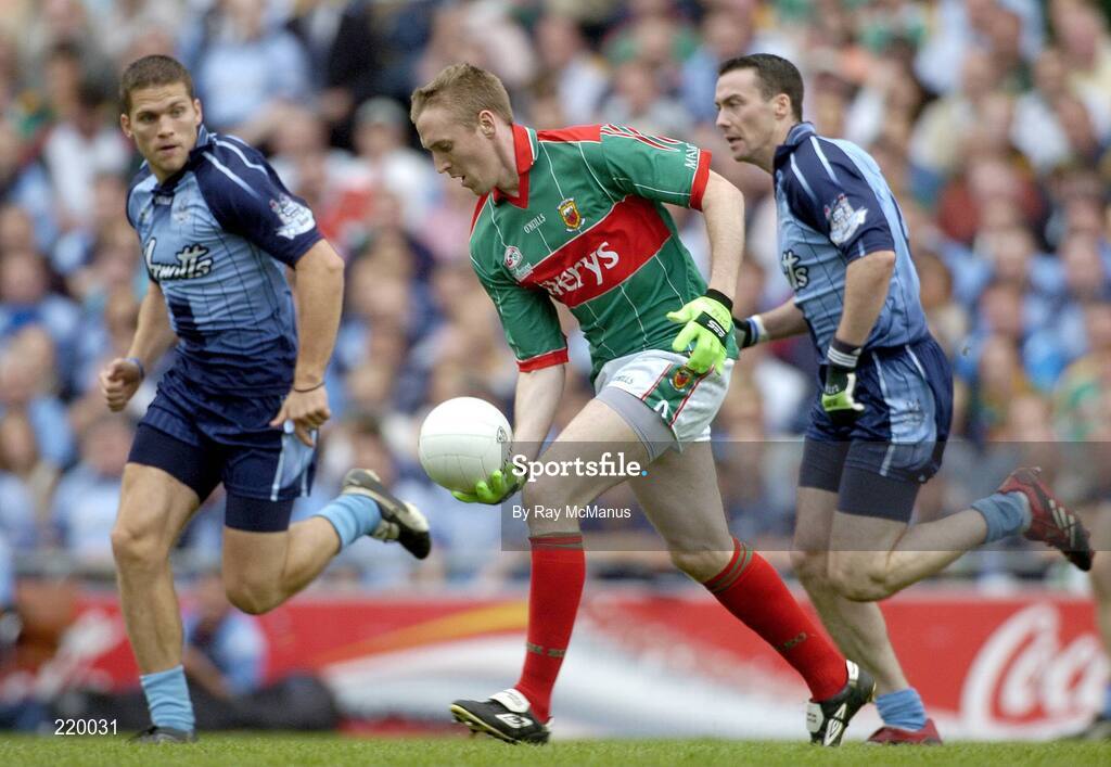 27 August 2006; David Heaney, Mayo, in action against Conal Keaney and Ray Cosgrove, Dublin. Bank of Ireland All-Ireland Senior Football Championship Semi-Final, Dublin v Mayo, Croke Park, Dublin. Picture credit; Ray McManus / SPORTSFILE