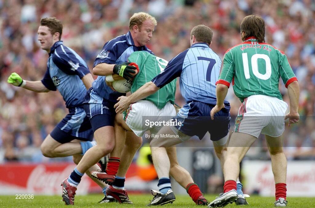 27 August 2006; Pat Harte, Mayo, in action against Shane Ryan and Coman Goggins, 7, Dublin. Bank of Ireland All-Ireland Senior Football Championship Semi-Final, Dublin v Mayo, Croke Park, Dublin. Picture credit; Ray McManus / SPORTSFILE