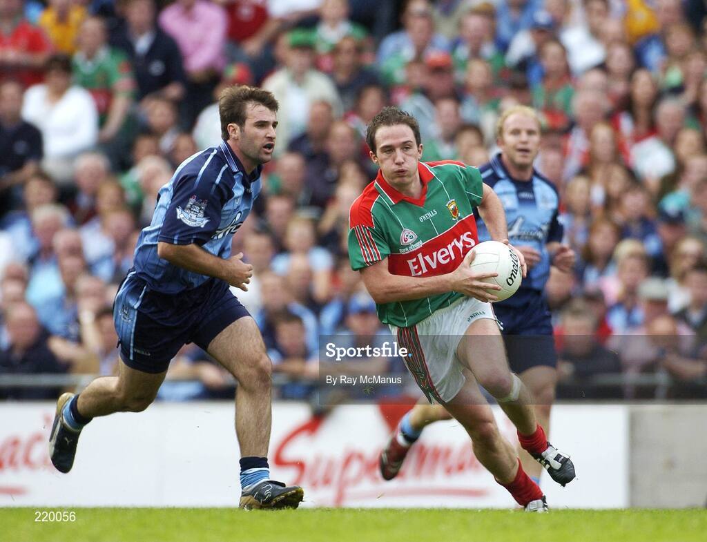 27 August 2006; Alan Dillon, Mayo, in action against Bryan Cullen, Dublin. Bank of Ireland All-Ireland Senior Football Championship Semi-Final, Dublin v Mayo, Croke Park, Dublin. Picture credit; Ray McManus / SPORTSFILE