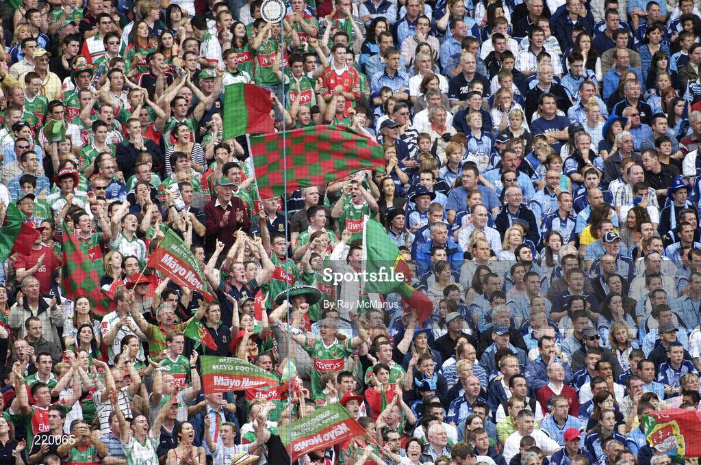 27 August 2006; Mayo and Dublin supporters watch the final minutes of the game. Bank of Ireland All-Ireland Senior Football Championship Semi-Final, Dublin v Mayo, Croke Park, Dublin. Picture credit; Ray McManus / SPORTSFILE