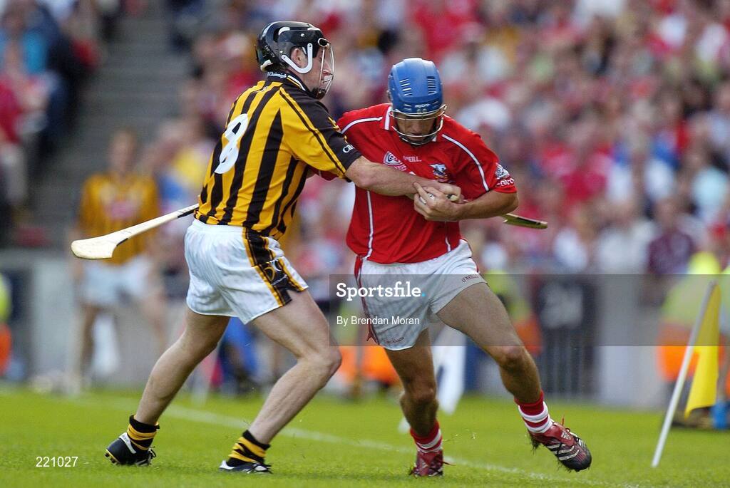 3 September 2006; Tom Kenny, Cork, in action against Derek Lyng, Kilkenny. Guinness All-Ireland Senior Hurling Championship Final, Cork v Kilkenny, Croke Park, Dublin. Picture credit: Brendan Moran / SPORTSFILE