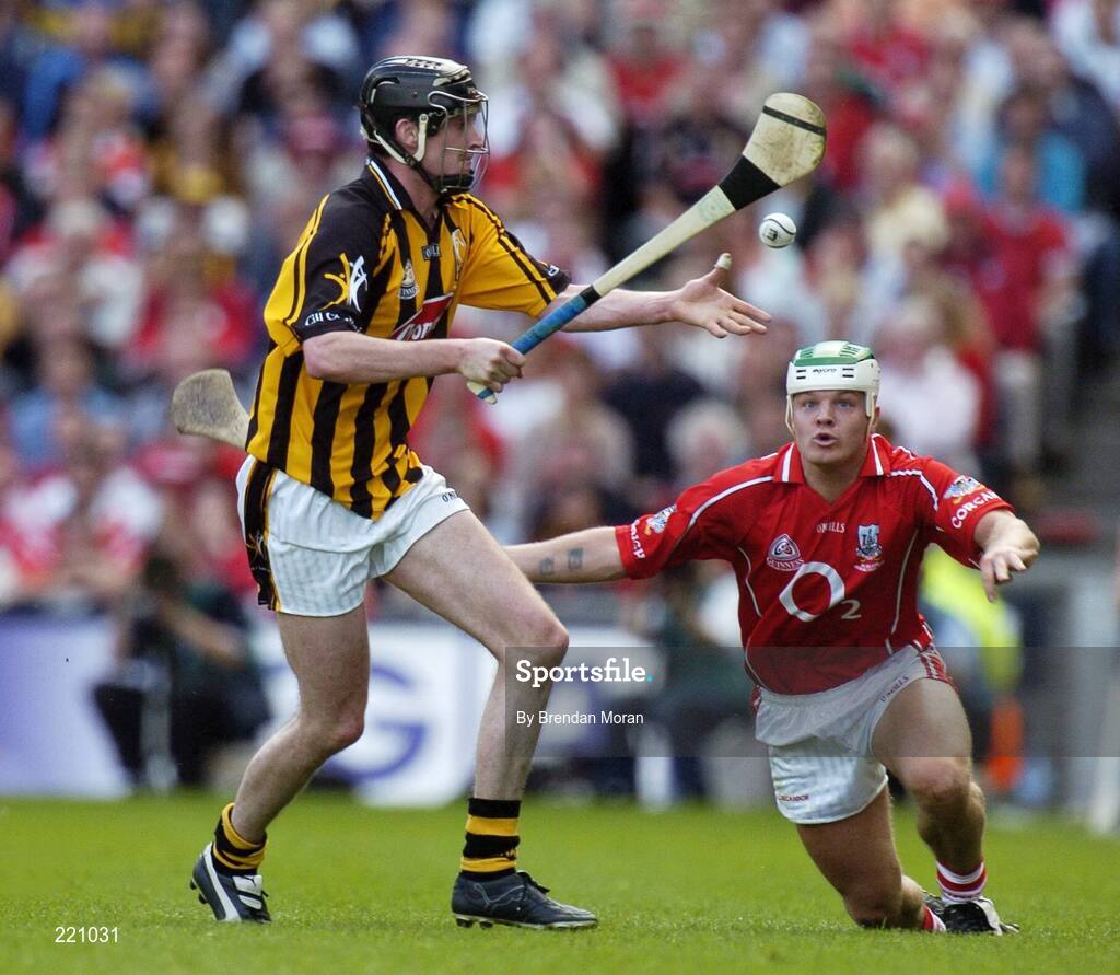 3 September 2006; Martin Comerford, Kilkenny, in action against Niall McCarthy, Cork. Guinness All-Ireland Senior Hurling Championship Final, Cork v Kilkenny, Croke Park, Dublin. Picture credit: Brendan Moran / SPORTSFILE