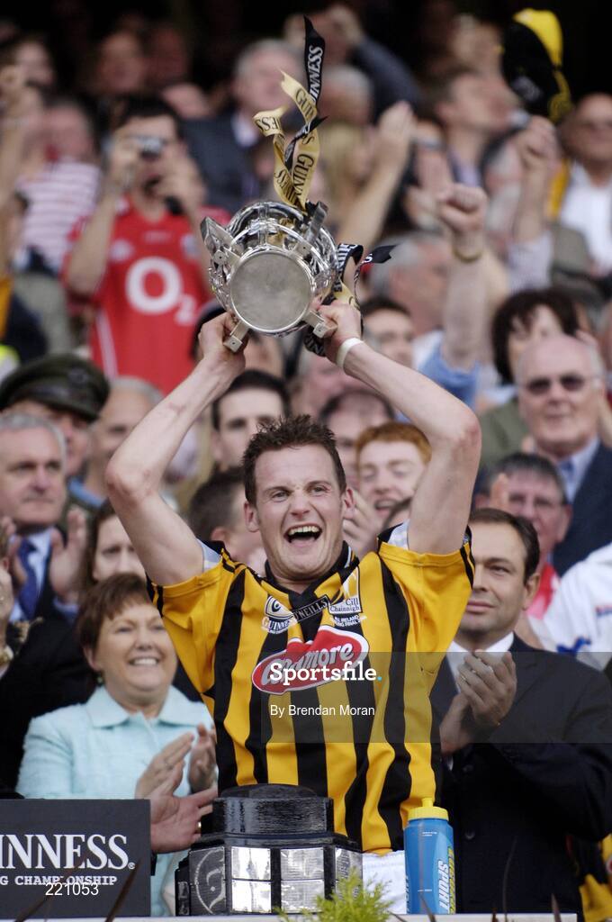 3 September 2006; Kilkenny captain Jackie Tyrrell lifts the Liam MacCarthy cup after the game. Guinness All-Ireland Senior Hurling Championship Final, Cork v Kilkenny, Croke Park, Dublin. Picture credit: Brendan Moran / SPORTSFILE