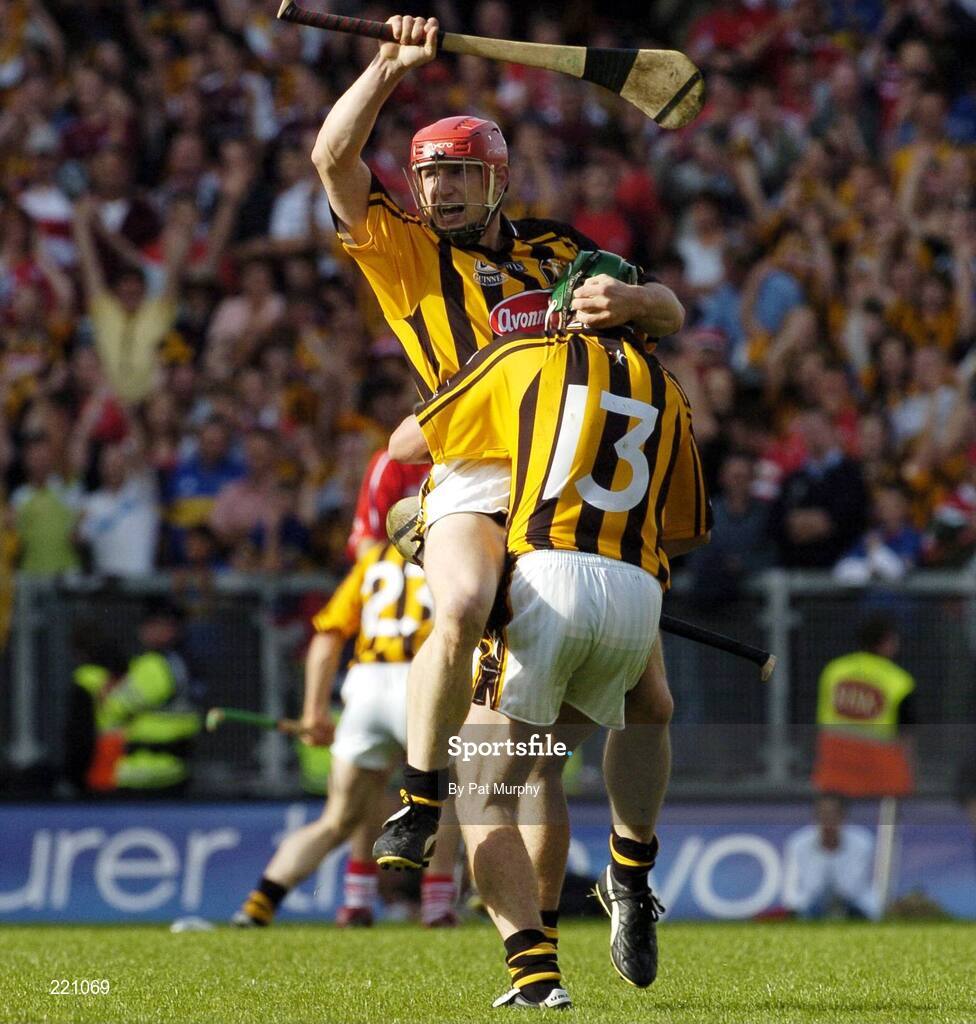 3 September 2006; Kilkenny's John Tennyson and team-mate Eddie Brennan, 13, celebrate at the final whistle. Guinness All-Ireland Senior Hurling Championship Final, Cork v Kilkenny, Croke Park, Dublin. Picture credit: Pat Murphy / SPORTSFILE