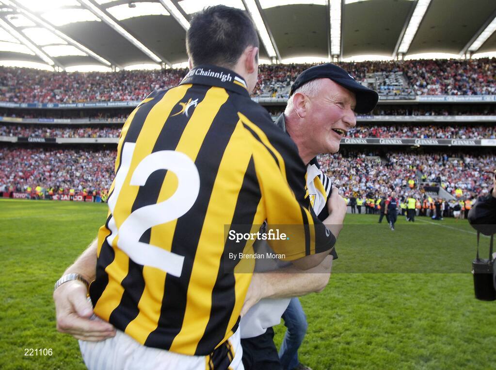 3 September 2006; Kilkenny manager Brian Cody celebrates with Eoin Larkin after victory over Cork. Guinness All-Ireland Senior Hurling Championship Final, Cork v Kilkenny, Croke Park, Dublin. Picture credit: Brendan Moran / SPORTSFILE