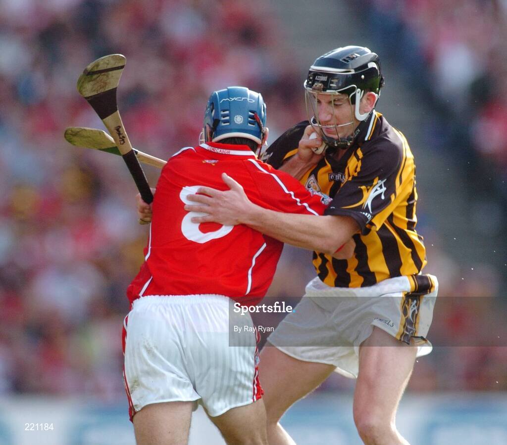 3 September 2006; Tom Kenny, Cork, in action against Derek Lyng, Kilkenny. Guinness All-Ireland Senior Hurling Championship Final, Cork v Kilkenny, Croke Park, Dublin. Picture credit: Ray Ryan / SPORTSFILE