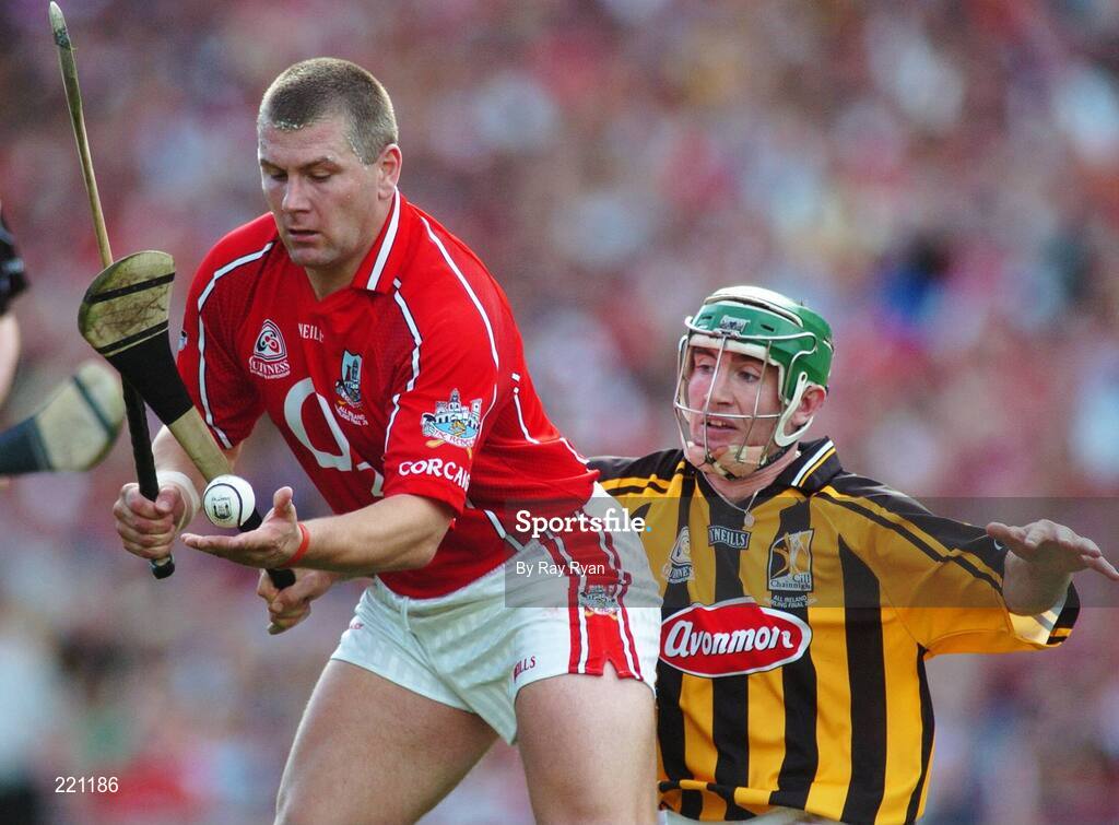 3 September 2006; Diarmuid O Sullivan, Cork, in action against Eddie Brennan, Kilkenny. Guinness All-Ireland Senior Hurling Championship Final, Cork v Kilkenny, Croke Park, Dublin. Picture credit: Ray Ryan / SPORTSFILE