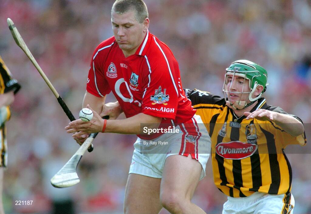 3 September 2006; Diarmuid O Sullivan, Cork, in action against Eddie Brennan, Kilkenny. Guinness All-Ireland Senior Hurling Championship Final, Cork v Kilkenny, Croke Park, Dublin. Picture credit: Ray Ryan / SPORTSFILE