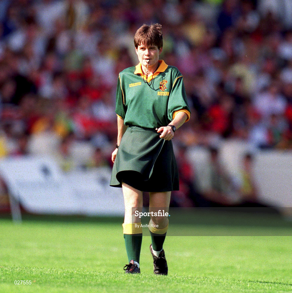 5 September 1999; Referee Aine Derham during the Bórd na Gaeilge All-Ireland Senior Camogie Championship Final between Tipperary and Kilkenny. Photo by Aoife Rice/Sportsfile