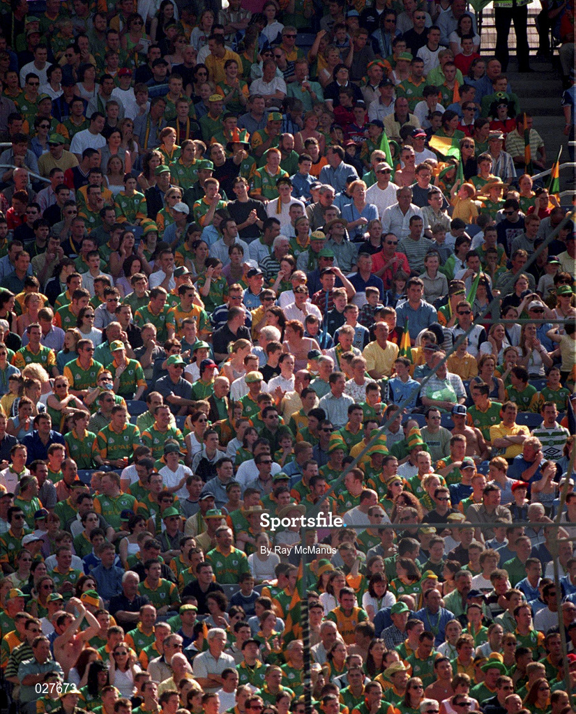 1 August 1999; Supporters in the Canal End during the Bank of Ireland Leinster Senior Football Championship Final between Meath and Dublin at Croke Park in Dublin. Photo by Ray McManus/Sportsfile