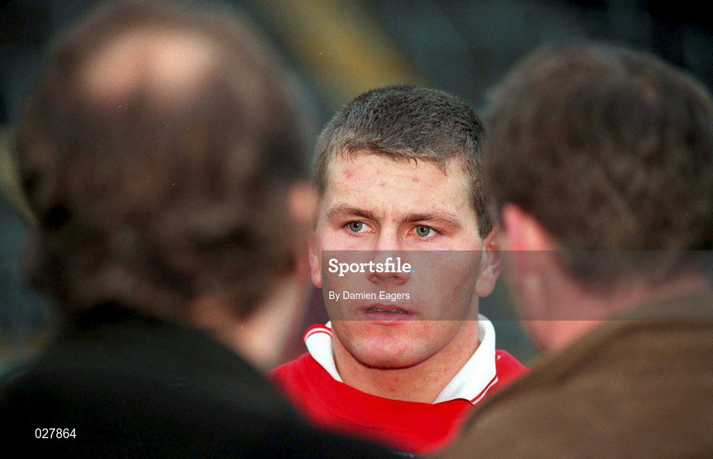 30 August 1999; Cork's Diarmuid O'Sullivan speaks to media during a press night, at Páirc Uí Chaoimh in Cork, in advance of the Guinness All-Ireland Senior Hurling Championship Final. Photo by Damien Eagers/Sportsfile