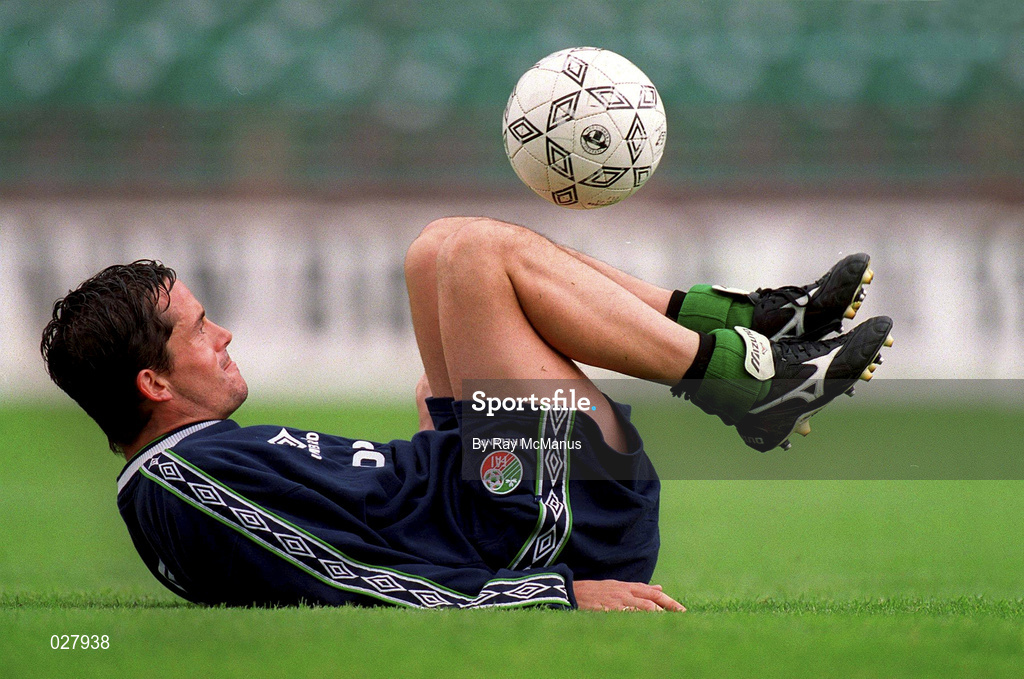 31 August 1999; Gary Kelly during a Republic of Ireland training session at Lansdowne Road in Dublin. Photo by Ray McManus/Sportsfile