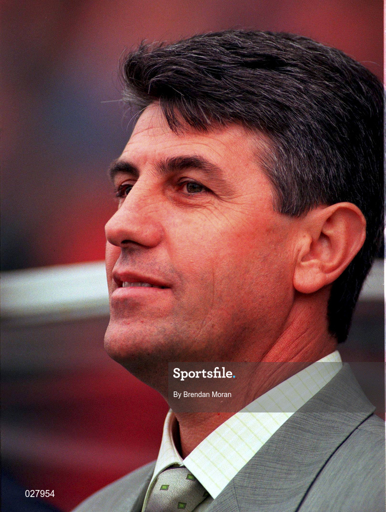 9 June 1999; Macedonia manager Gjoko Hadzievski during the UEFA European Championships Qualifying Group 8 match between Republic of Ireland and FYR Macedonia at Lansdowne Road in Dublin. Photo by Brendan Moran/Sportsfile