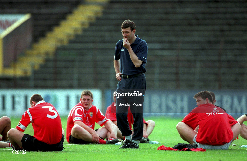 30 August 1999; Cork manager Jimmy Barry Murphy during a training session, at Páirc Uí Chaoimh in Cork, in advance of the Guinness All-Ireland Senior Hurling Championship Final. Photo by Brendan Moran/Sportsfile