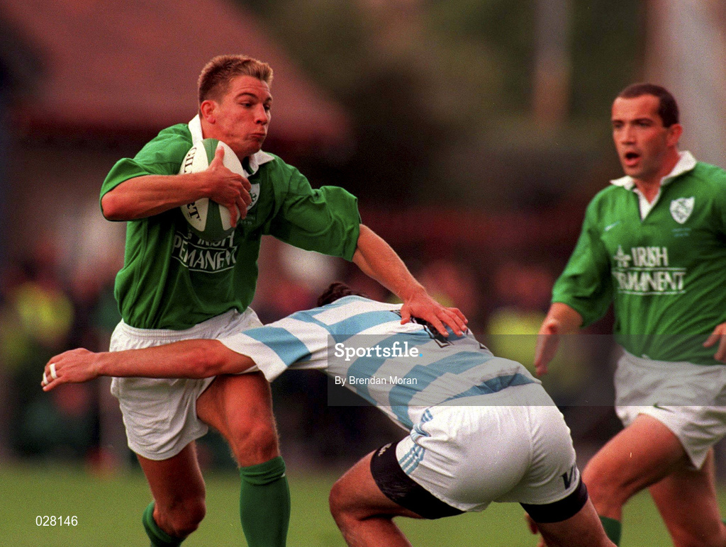 28 August 1999; Justin Bishop of Ireland during the Rugby World Cup Warm-up match between Ireland and Argentina at Lansdowne Road in Dublin. Photo by Brendan Moran/Sportsfile
