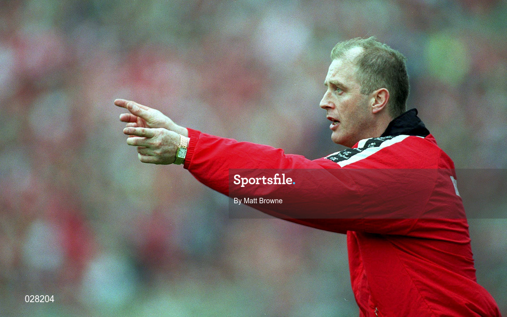 22 August 1999; Cork manager Larry Tomkins during the Bank of Ireland All-Ireland Senior Football Championship Semi-Final match between Cork and Mayo at Croke Park in Dublin. Photo by Matt Browne/Sportsfile