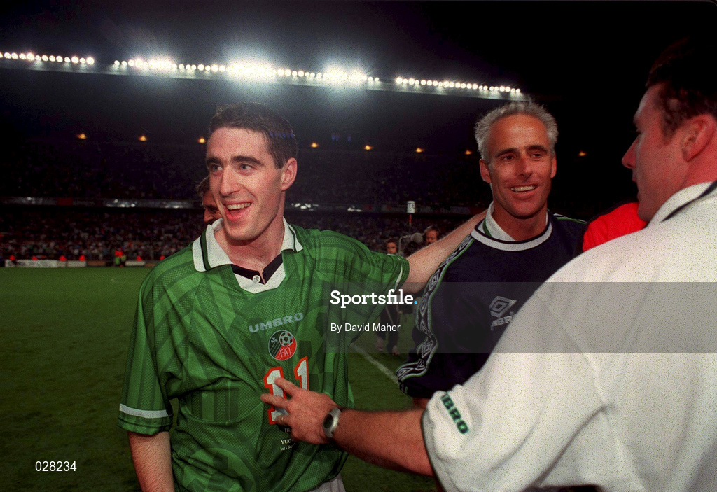 1 September 1999; Republic of Ireland manager Mark Kennedy with goalscorer Mark Kennedy following the UEFA European Championships Qualifying Group 8 match between Republic of Ireland and Yugoslavia at Lansdowne Road in Dublin. Photo by David Maher/Sportsfile