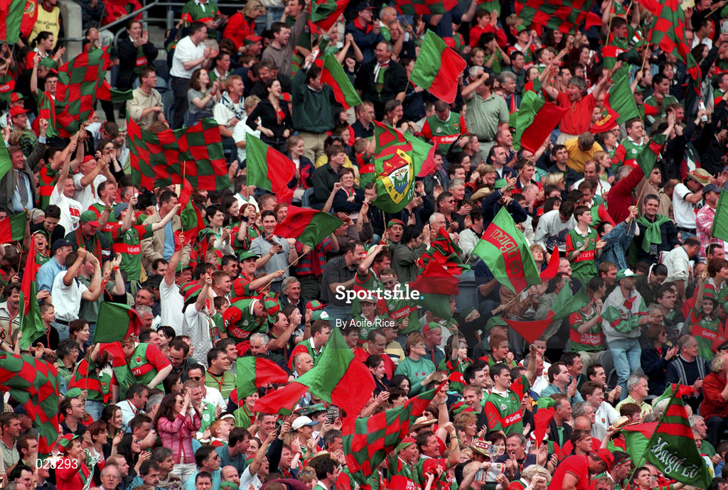 22 August 1999; Mayo supporters watch on during the Bank of Ireland All-Ireland Senior Football Championship Semi-Final match between Cork and Mayo at Croke Park in Dublin. Photo by Aoife Rice/Sportsfile