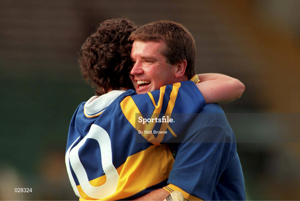 5 September 1999; Tipperary coach Michael Cleary celebrates with Noelle Kennedy following the Bórd na Gaeilge All-Ireland Senior Camogie Championship Final between Tipperary and Kilkenny. Photo by Matt Browne/Sportsfile