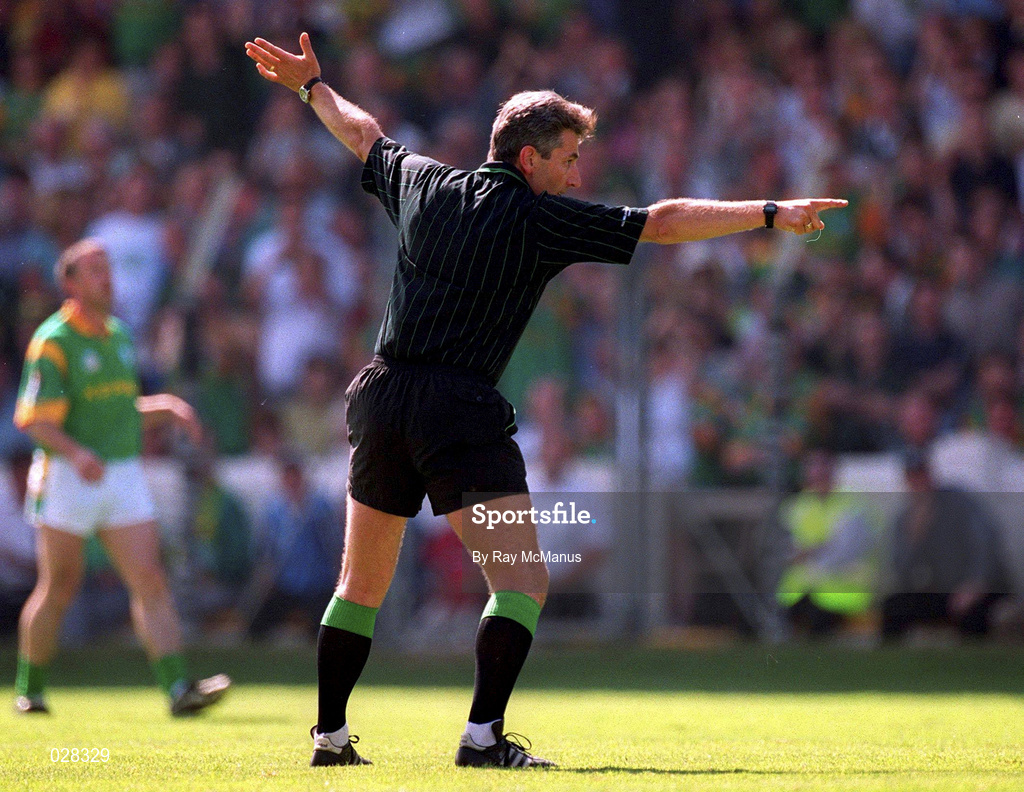 1 August 1999; Referee Michael Curley during the Bank of Ireland Leinster Senior Football Championship Final between Meath and Dublin at Croke Park in Dublin. Photo by Ray McManus/Sportsfile