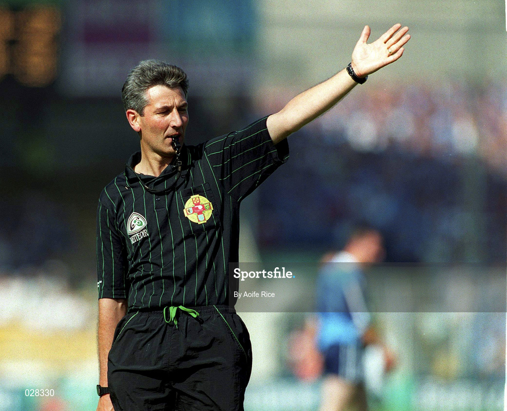 1 August 1999; Referee Michael Curley, Galway, during the Bank of Ireland Leinster Senior Football Championship Final between Meath and Dublin at Croke Park in Dublin. Photo by Aoife Rice/Sportsfile
