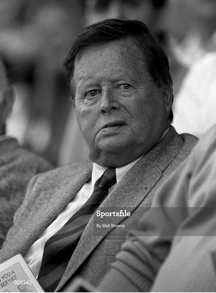 29 July 1990; Commentator Michael O'Hehir watches on during the Leinster Senior Football Championship Final between Meath and Dublin at Croke Park in Dublin. Photo by Ray McManus/Sportsfile