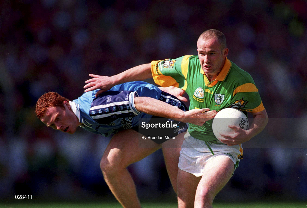 1 August 1999; Ollie Murphy of Meath in action against Peadar Andrews of Dublin during the Bank of Ireland Leinster Senior Football Championship Final between Meath and Dublin at Croke Park in Dublin. Photo by Brendan Moran/Sportsfile