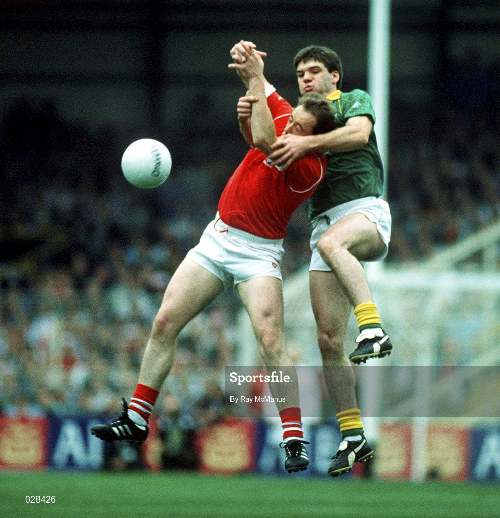 16 September 1990; PJ Gillic of Meath in action against Niall Cahalane of Cork during the All-Ireland Senior Football Championship Final between Cork and Meath at Croke Park in Dublin. Photo by Ray McManus/Sportsfile