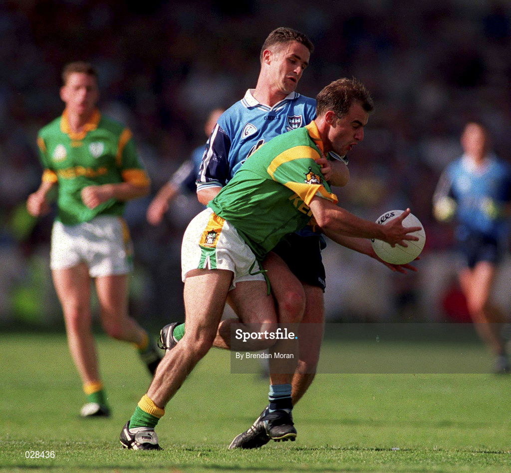 1 August 1999; Paddy Reynolds of Meath in action against Enda Sheehy of Dublin during the Bank of Ireland Leinster Senior Football Championship Final between Meath and Dublin at Croke Park in Dublin. Photo by Brendan Moran/Sportsfile