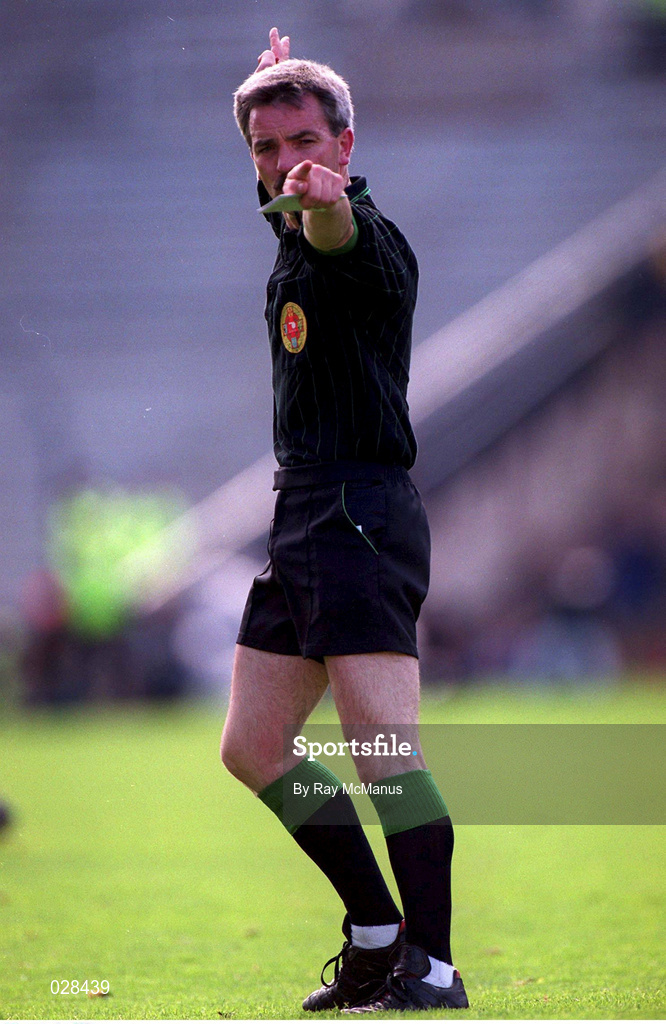 29 August 1999; Referee Paddy Russell during the Bank of Ireland All-Ireland Senior Football Championship Semi-Final match between Meath and Armagh at Croke Park in Dublin. Photo by Ray McManus/Sportsfile