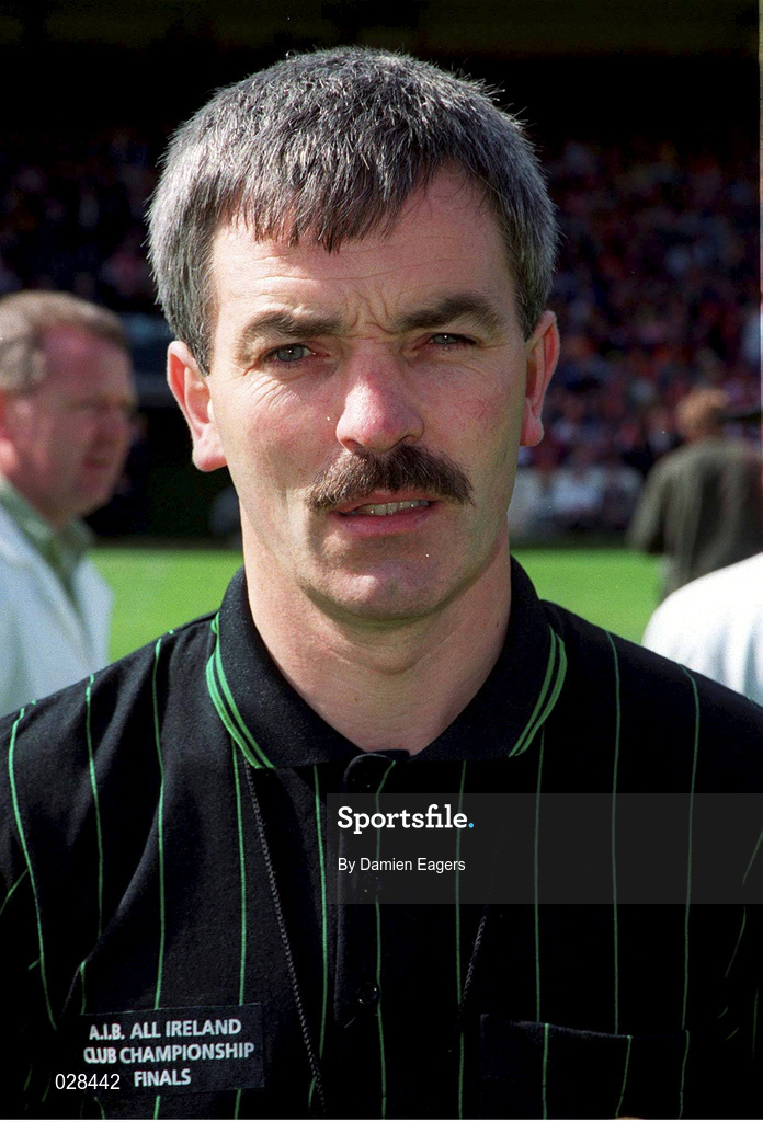 29 August 1999; Referee Paddy Russell prior to the Bank of Ireland All-Ireland Senior Football Championship Semi-Final match between Meath and Armagh at Croke Park in Dublin. Photo by Damien Eagers/Sportsfile