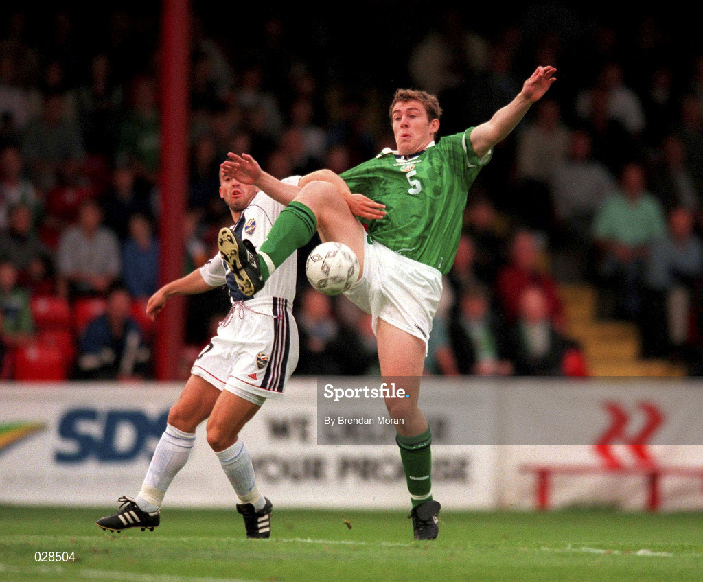 31 August 1999; Republic of Ireland's Richard Dunne in action against Nikola Lazetic of Yugoslavia during the UEFA European U21 Championships Qualifying match between Republic of Ireland and Yugoslavia at Tolka Park in Dublin. Photo by Brendan Moran/Sportsfile